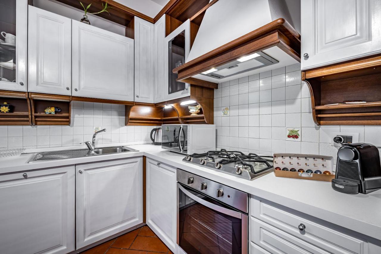 Yid Elegant Apt With Garage 피렌체 외부 사진